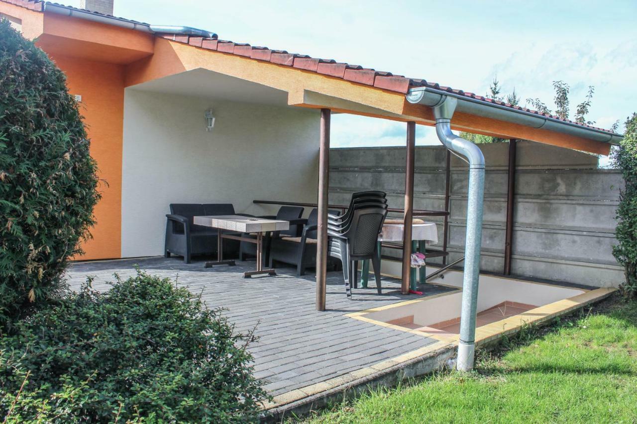 Banka Apartman Marta מראה חיצוני תמונה